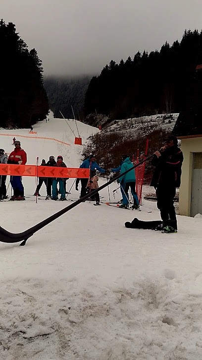 SKI REPUBLIC SANDONA SPORTS - Métabief, Magasin d'Articles de Sports à Jougne