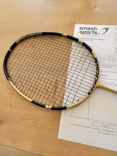 SMASH - Le Badminton par Passion, Magasin d'Articles de Sports à Préaux