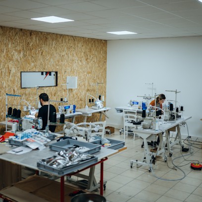 Firstracing, Magasin d'Articles de Sports à Saint-Bénigne