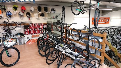 Cycles Lealec, Magasin d'Articles de Sports à Saint-Jean-d'Angély