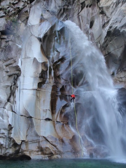 Passion Canyon, Magasin d'Articles de Sports à Saint-Laurent-du-Cros